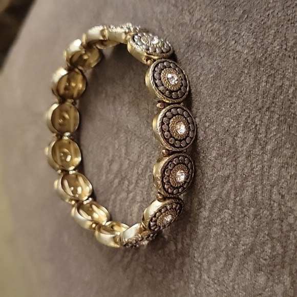 VTG Western Two-tone Byzantine Rhinestone Stretch Bracelet - Picture 2 of 4